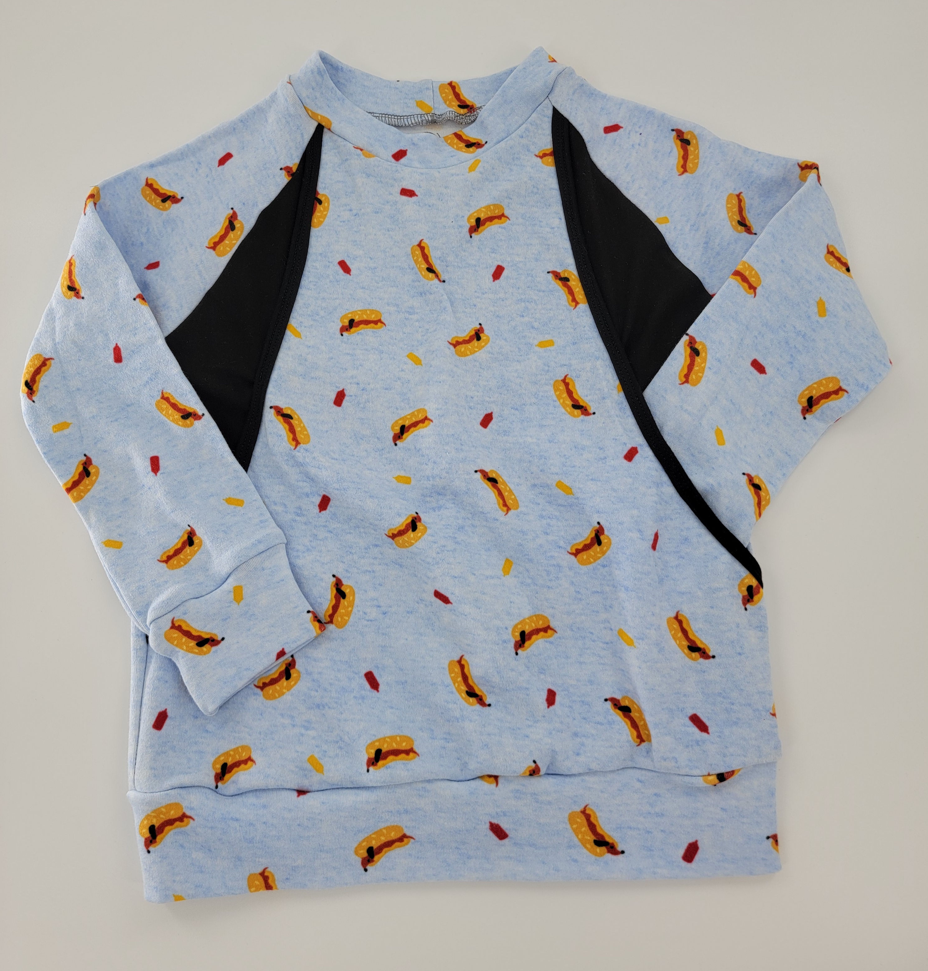 Hot Dog Fidget Shirt (black)