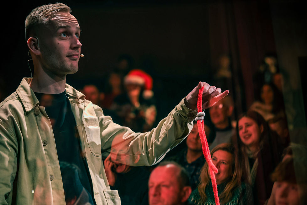 MC XMAS SHOW - 4.jpg