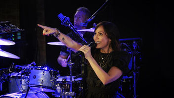Natalie Imbruglia-2.jpg