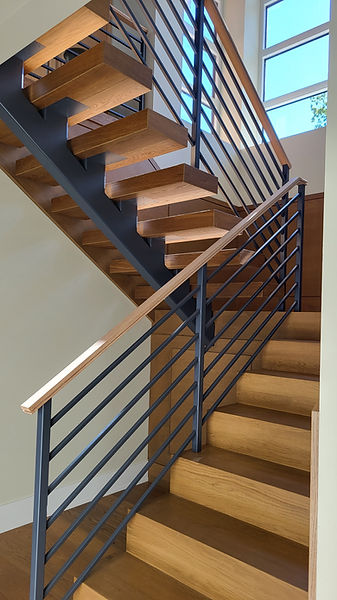 Interior horizontal-rod guardrail with hidden fasteners