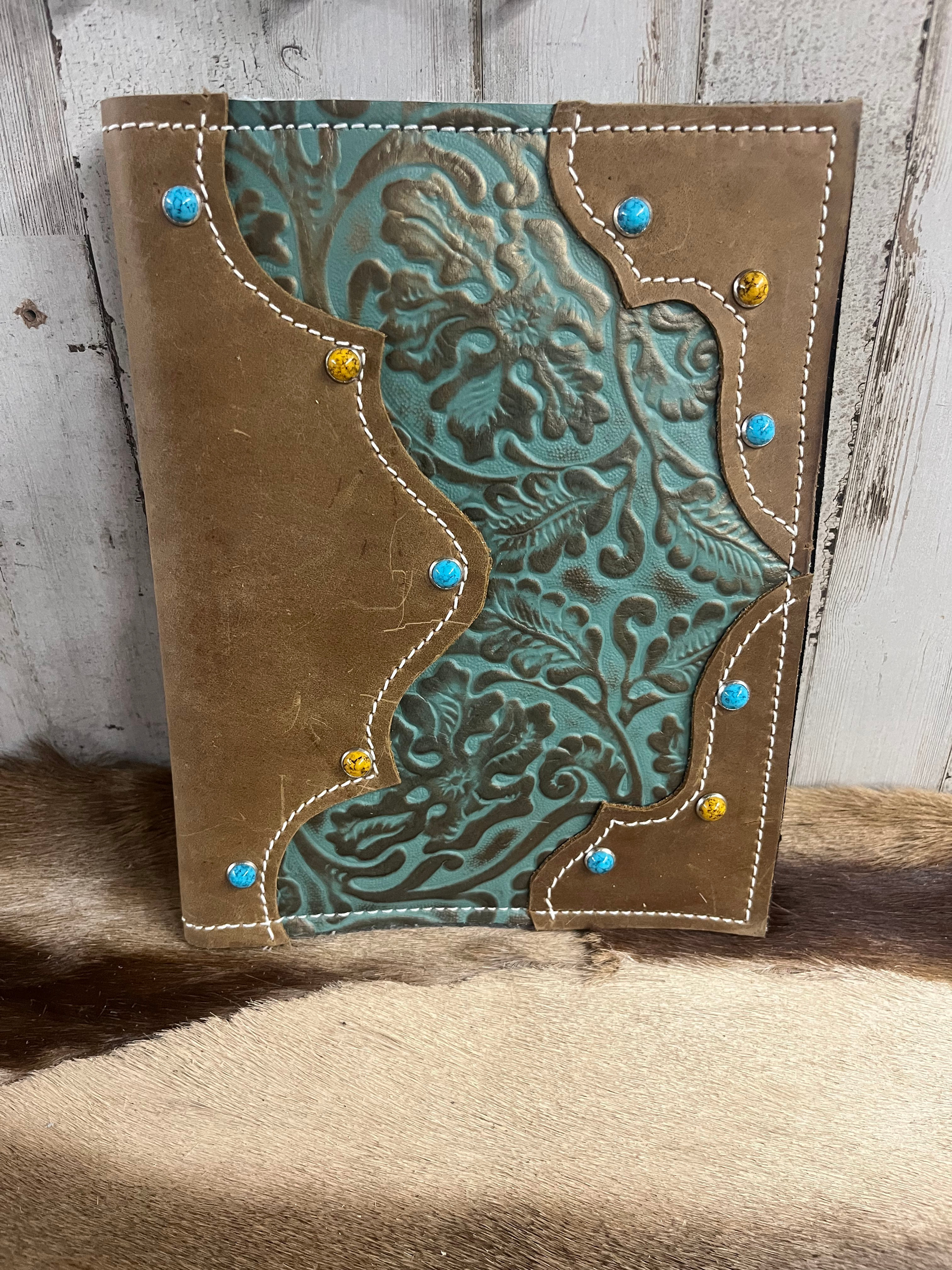 5x7 Aztec Embossed Leather Portfolio/Day planner