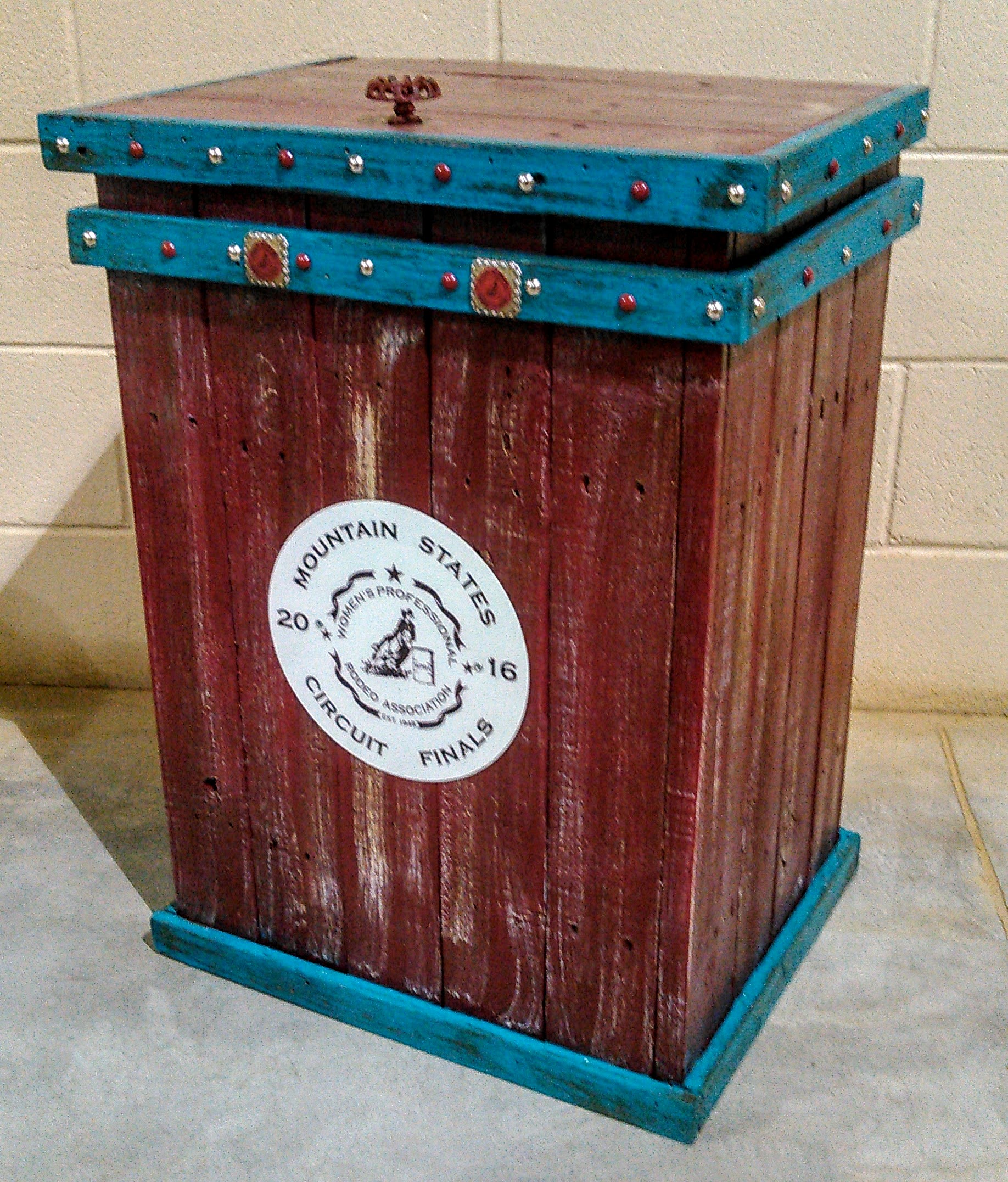 Red with Turquoise Trim