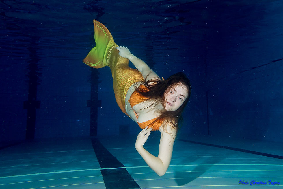 Thumbnail: Mermaid costume for rent