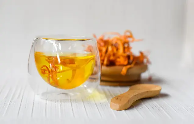 cordyceps-mushrrom-tea.webp