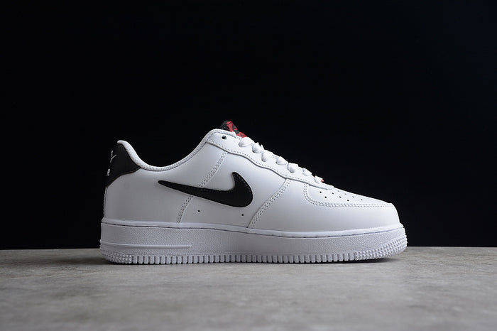 Miniatura: Air Force 1 Low Carabiner Swoosh Red