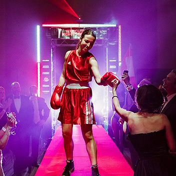 LIGHTNING STORM - Creative Lighting Studio - Lighting Production - Executive Fight Night