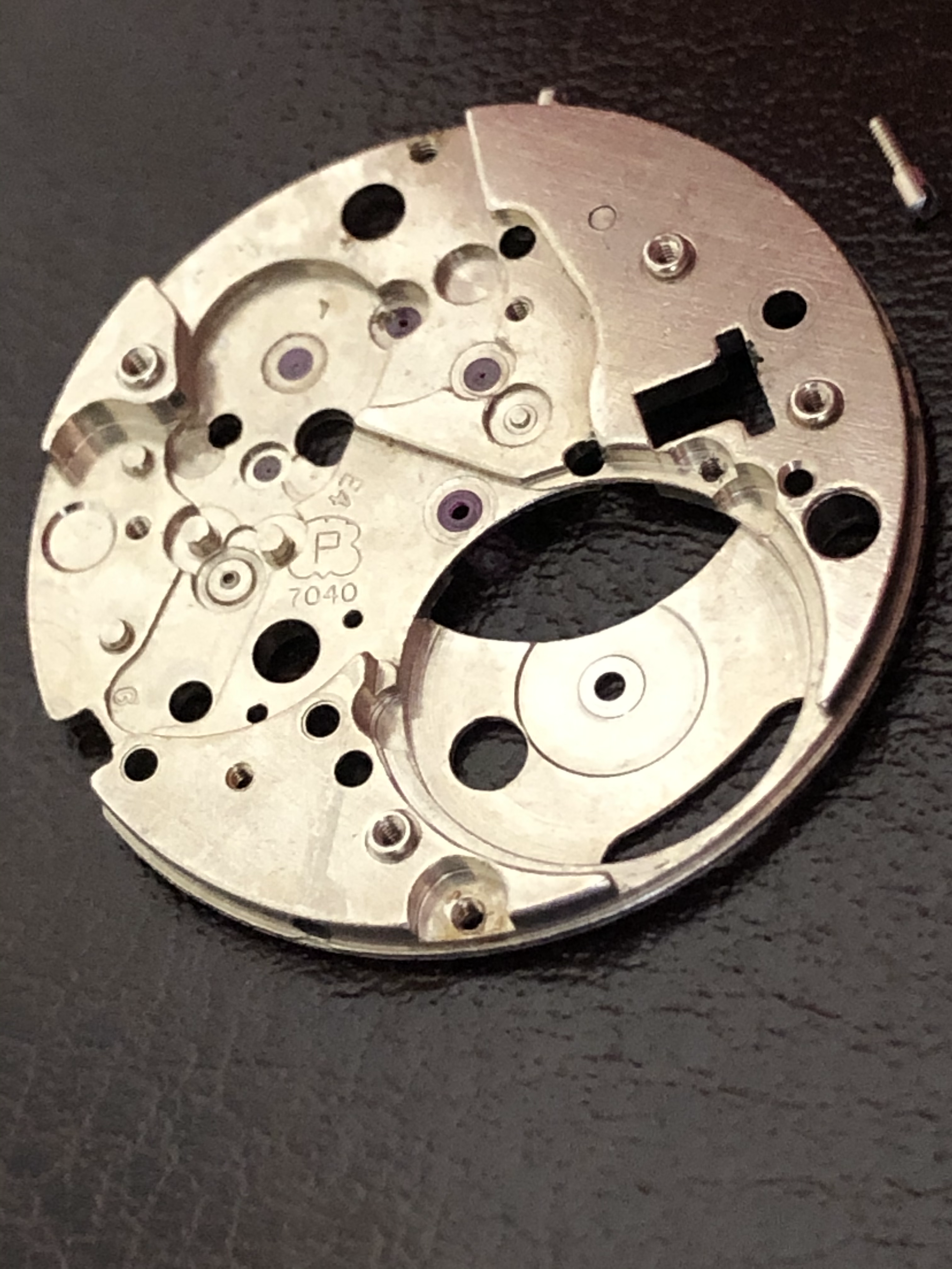 100 Base Plate PESEUX 7040