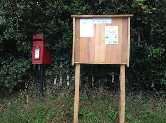 Oak Open Noticeboard