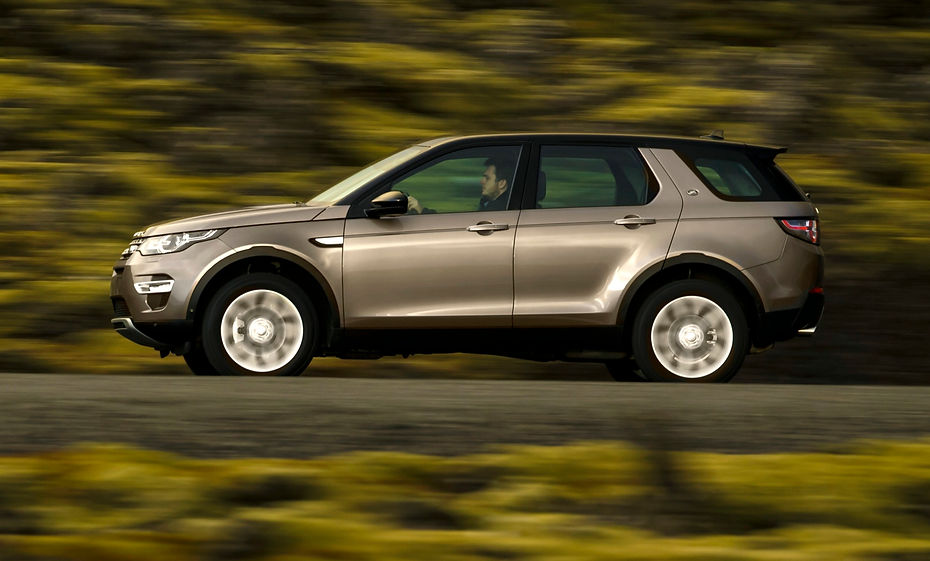 Land Rover 6.jpg