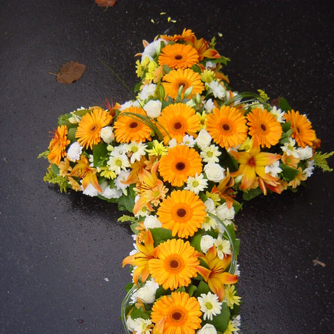 Croix jaune et blanche