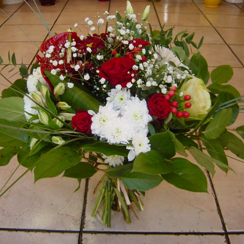 Bouquet rond rouge et blanc