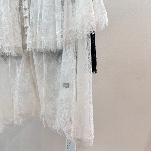 maison special【メゾンスペシャル】Lace cape blouse | ABSURD