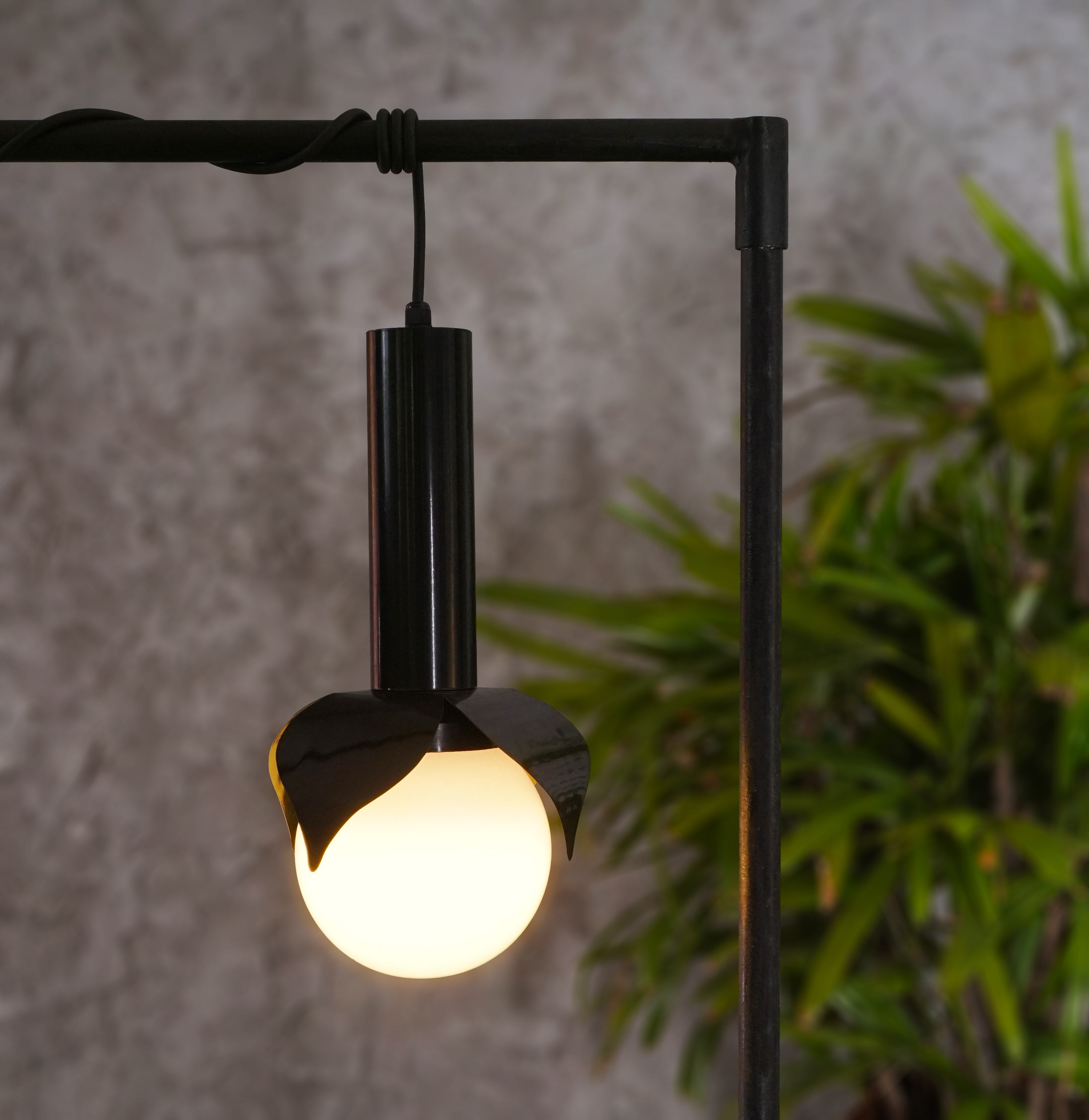 Clove Pendant Lamp
