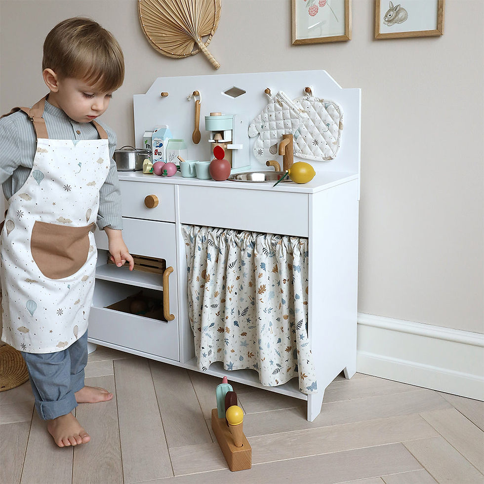 Thumbnail: Kids Apron With Gloves