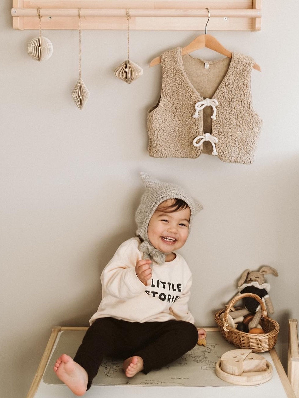 Thumbnail: Little Stories Sweatshirt