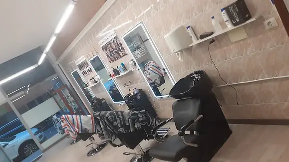 Barber shop kapsalon, barbería, Lleida, España