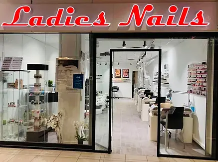 Ladies Nails, neglesalon, Lyngby, Danmark