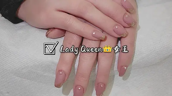 Lady Queen 女王, nail salon, Prato, Italia