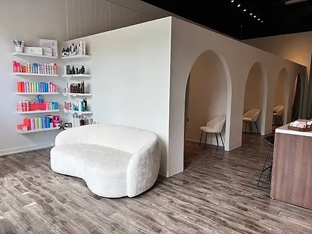 Williams salon de beauté (OM Le Salon), institut de beauté, Saint-Jérôme, Canada