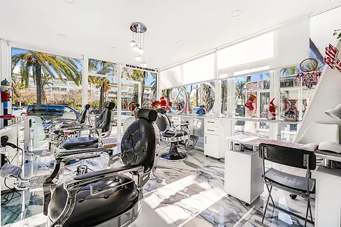BARBER SHOP PUERTO BANUS SAMER, barbería, Marbella, España