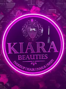 KIARA BEAUTY, salon d'onglerie, Tours, France