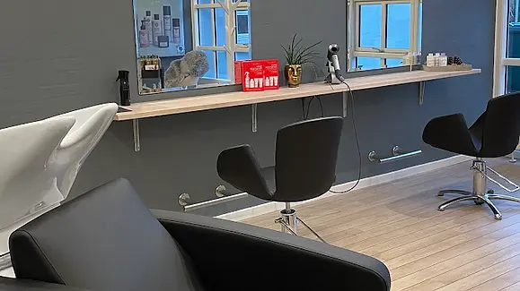Frisøren, skønhedssalon, Billund, Danmark