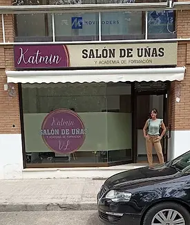Katmin Nails & Academy, salón de uñas, Huesca, España