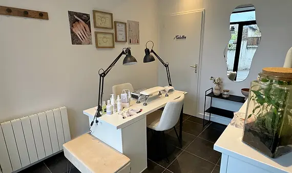 La Griffe Féminine - Tours, salon d'onglerie, Tours, France