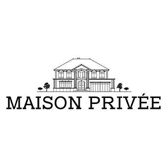 Maison Privée Dix30, barbier, Brossard, Canada