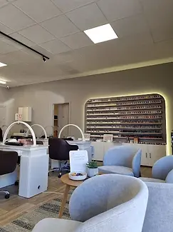 Glossy Nails Alice Springs, nail salon, Alice Springs, Australia