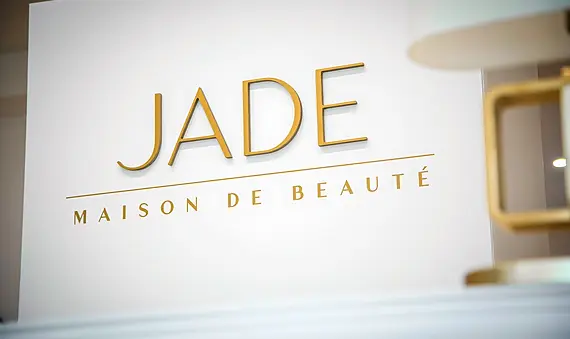 Jade Maison de Beauté, extensions de cheveux, Tours, France