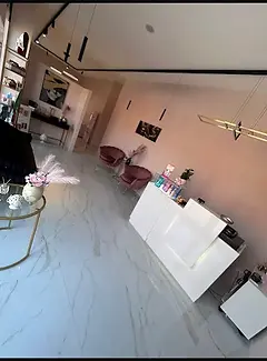 ILE Estetica base e avanzata, nail salon, Brindisi, Italia