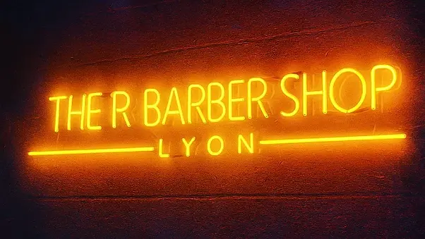 The r barber shop, barbier, Lyon, France