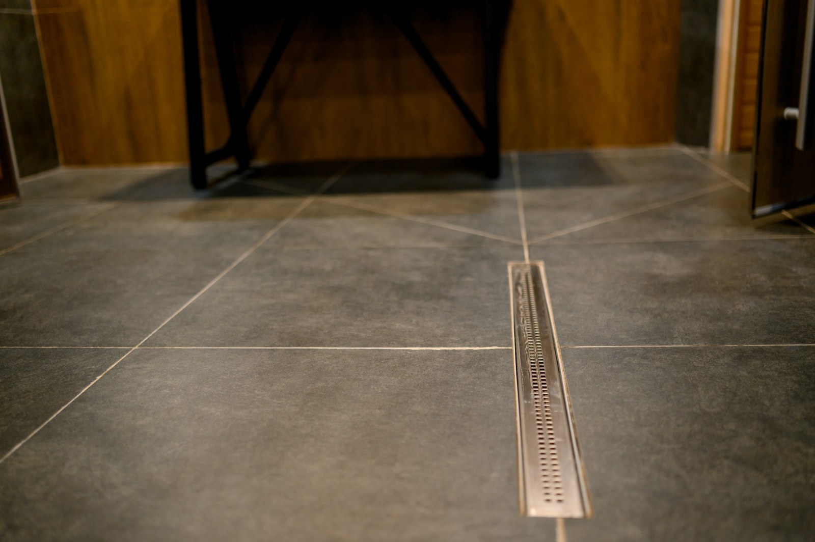Tiled showers & drains