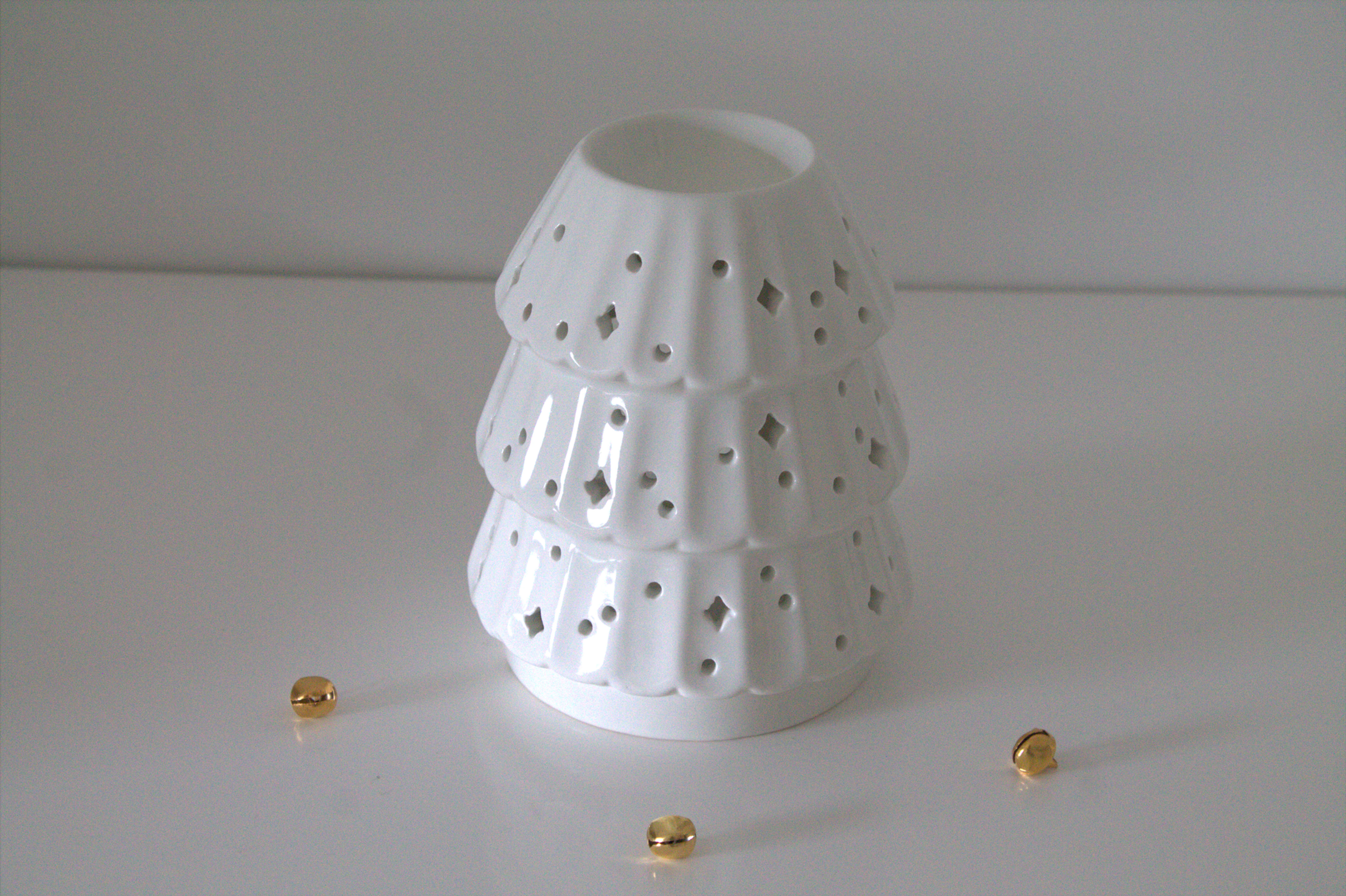 Brûle-parfum "Sapin étoilé"