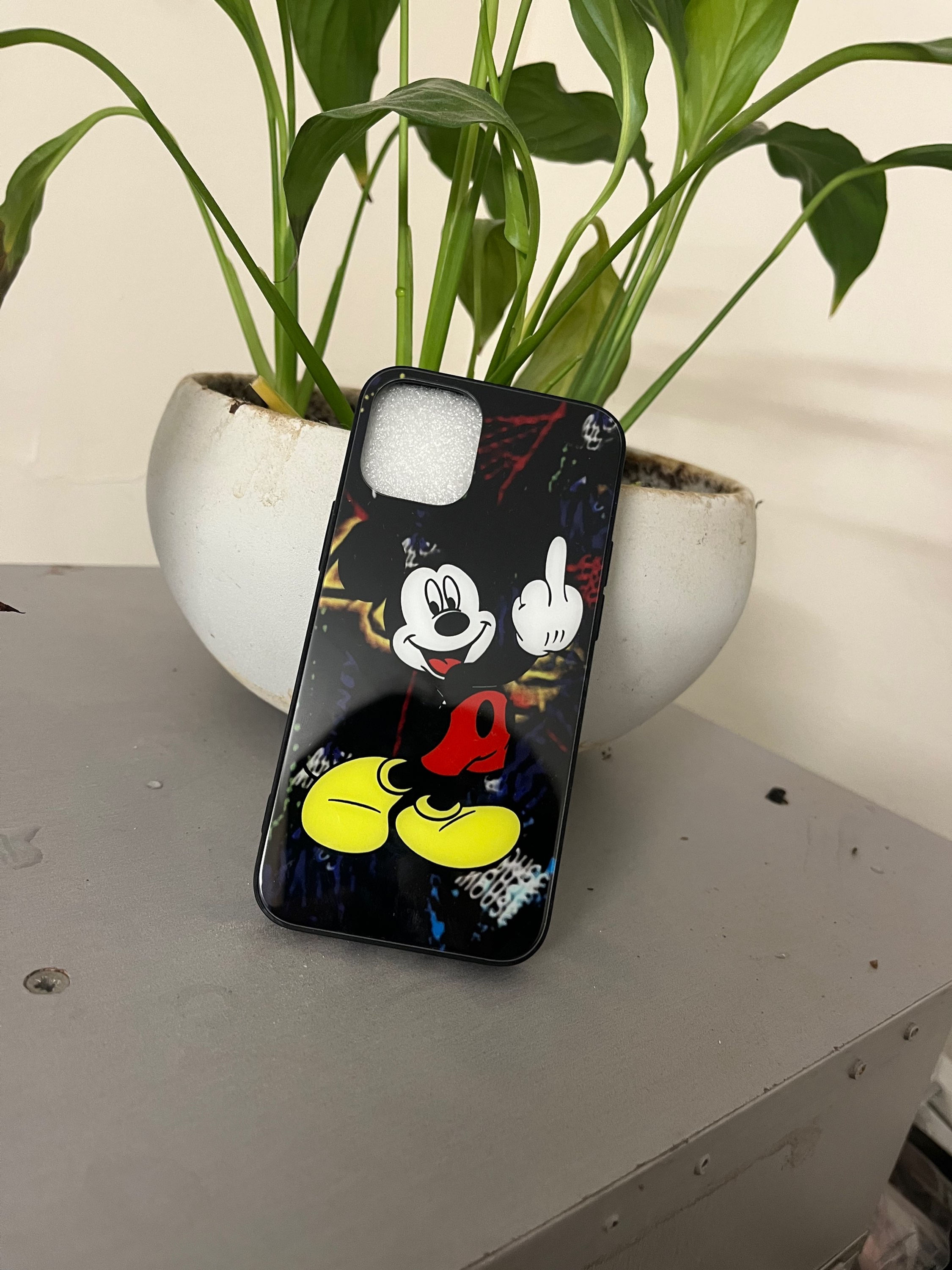 מגן לאייפון דגם מיקי מאוס 