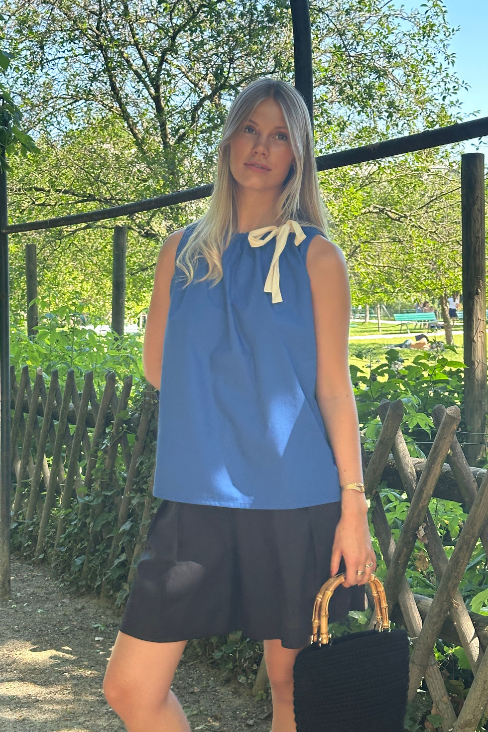 Miniature : Top BETTINA