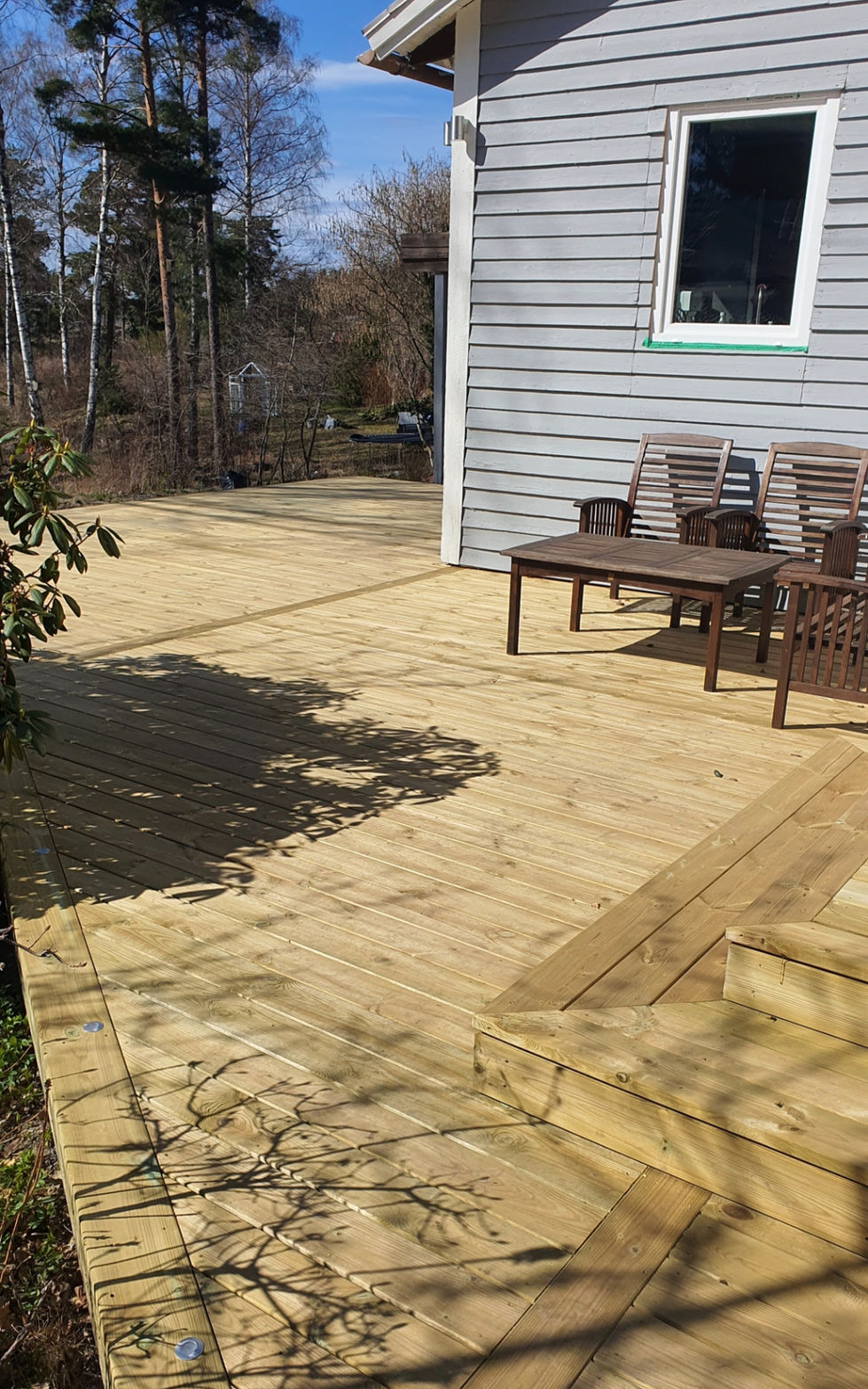 byggnation av en terrass med belysning 5