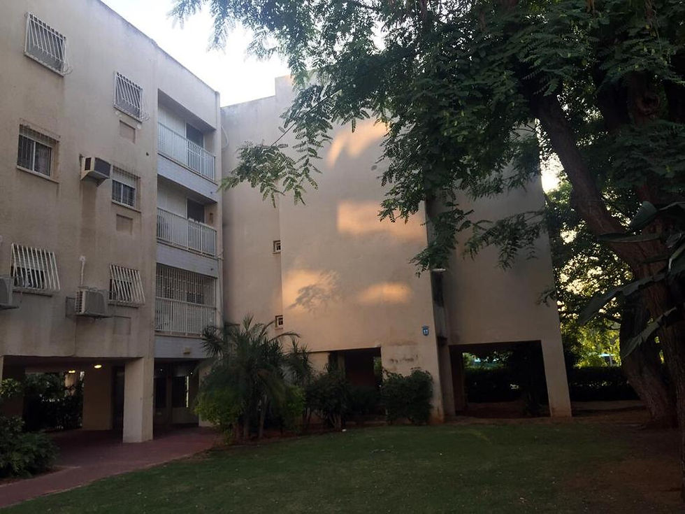 תמונה ממוזערת: דירת שלושה וחצי חדרים בהרצליה