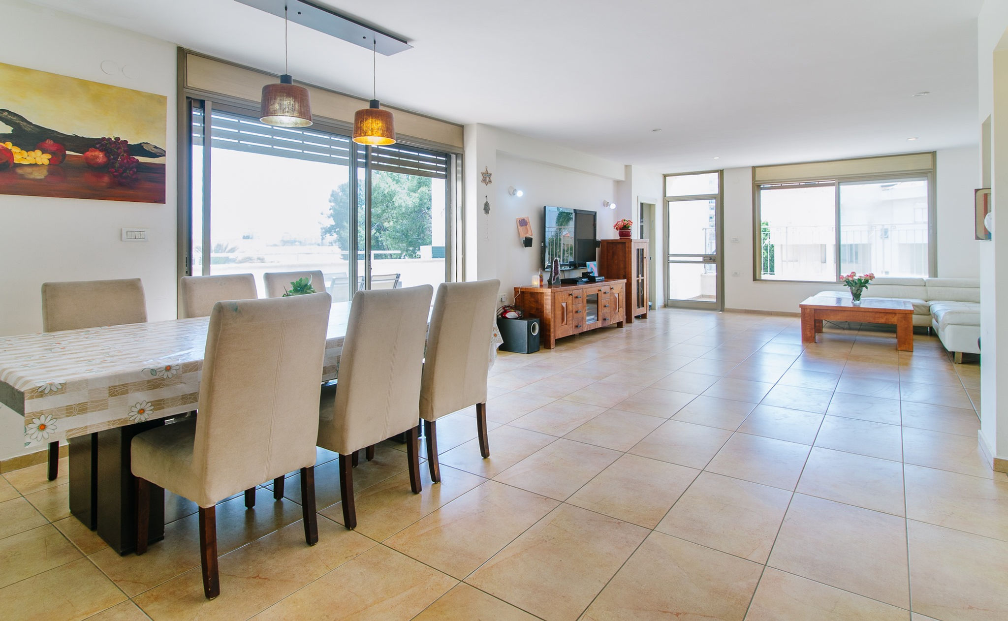 דירת שישה חדרים בגני הרצליה