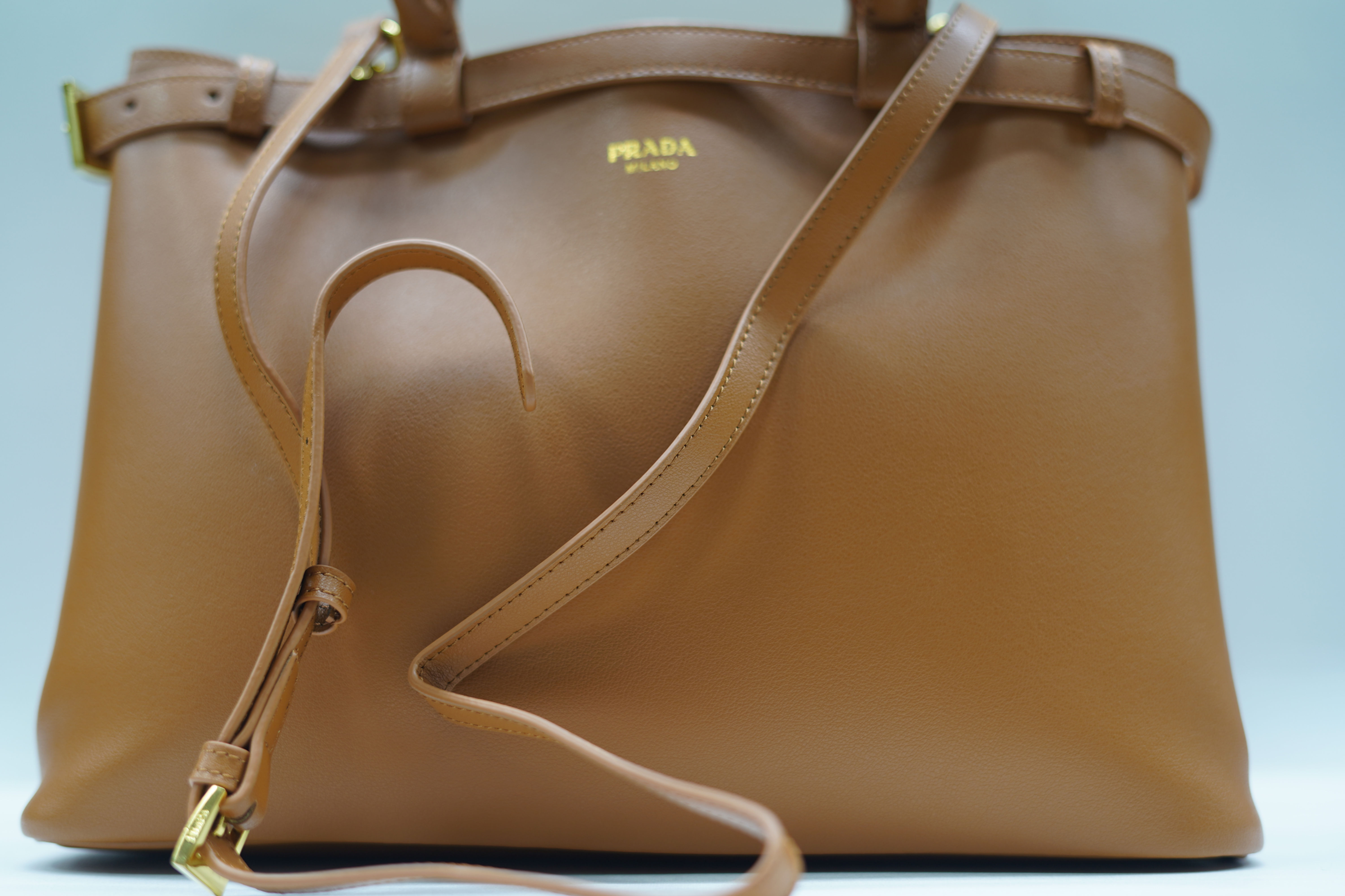 პრადა/Prada