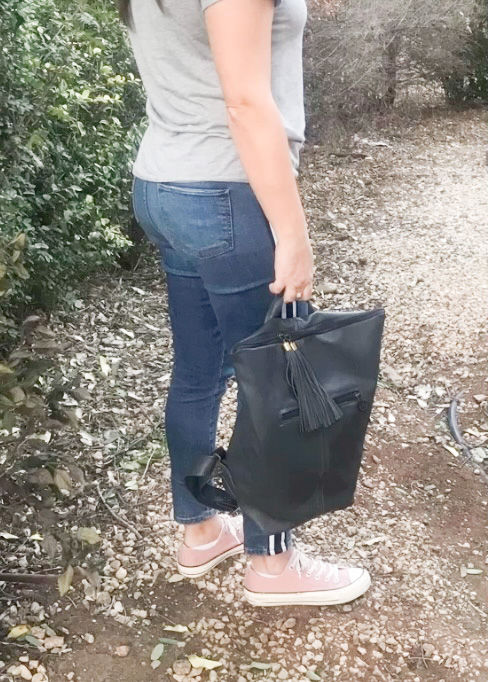 תמונה ממוזערת: Dark Gray Leather Back Pack