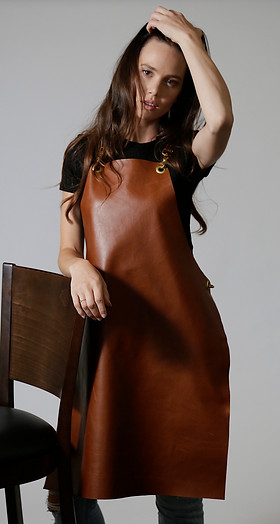 Brumby Leather Apron | Hudstarduds Leather | VICTORIA AUSTRALIA 3071 Brumby Leather Apron | Hudstarduds Leather | VICTORIA AUSTRALIA 3071