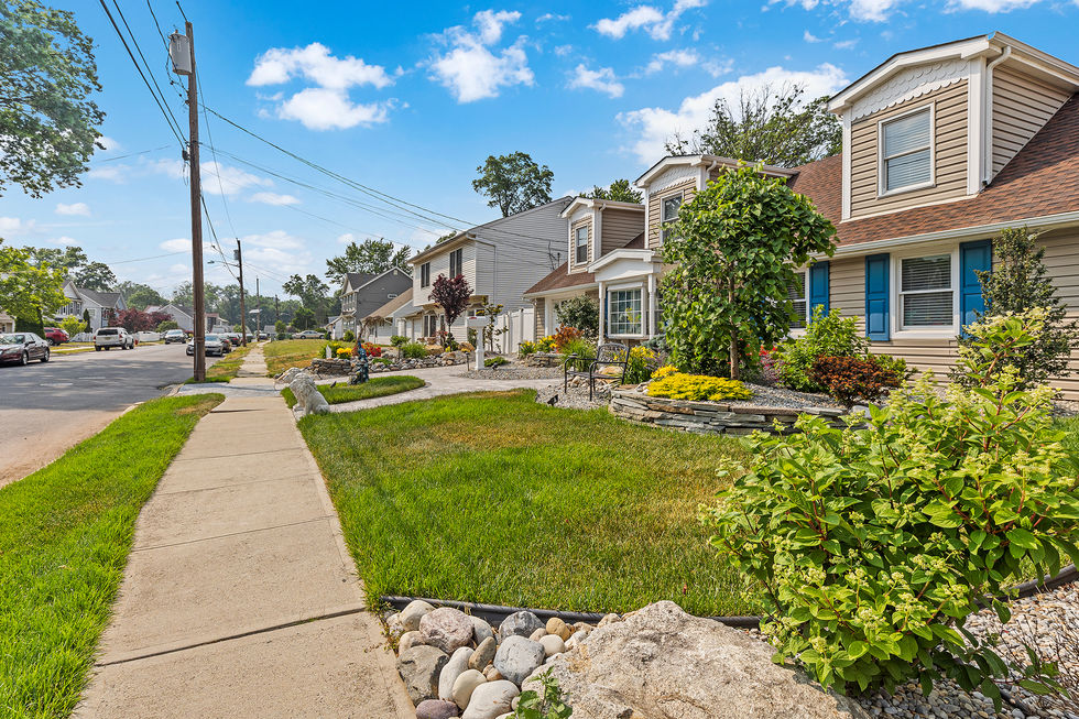78 Ashley Road, Edison, NJ