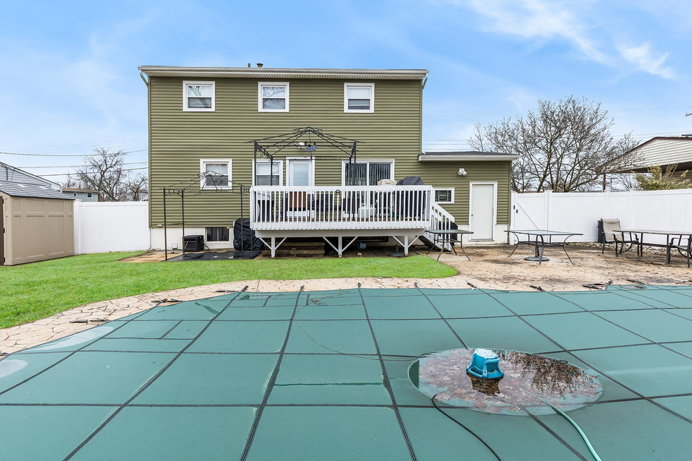 29 Fleetwood Drive, Hazlet, NJ