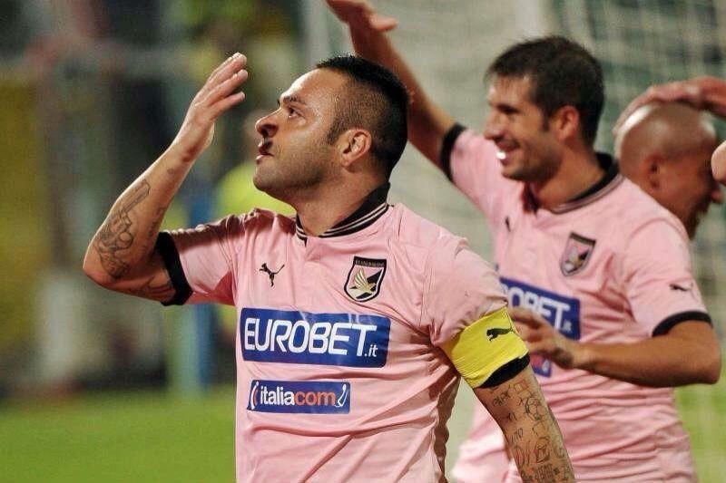 Foto Pagina Facebook di Fabrizio Miccoli