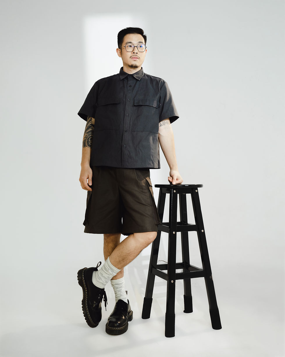 Thumbnail: Men's Oversized Semi-cropped Short Sleeve Shirt