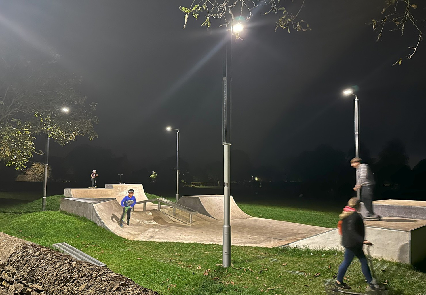 solar street lights at skate park