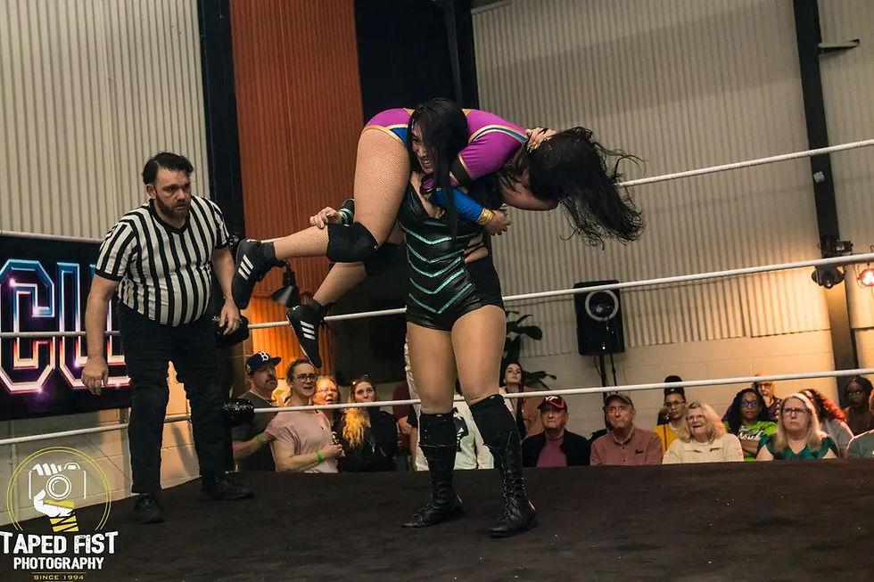 Katie Hebner vs Kelsey Rae