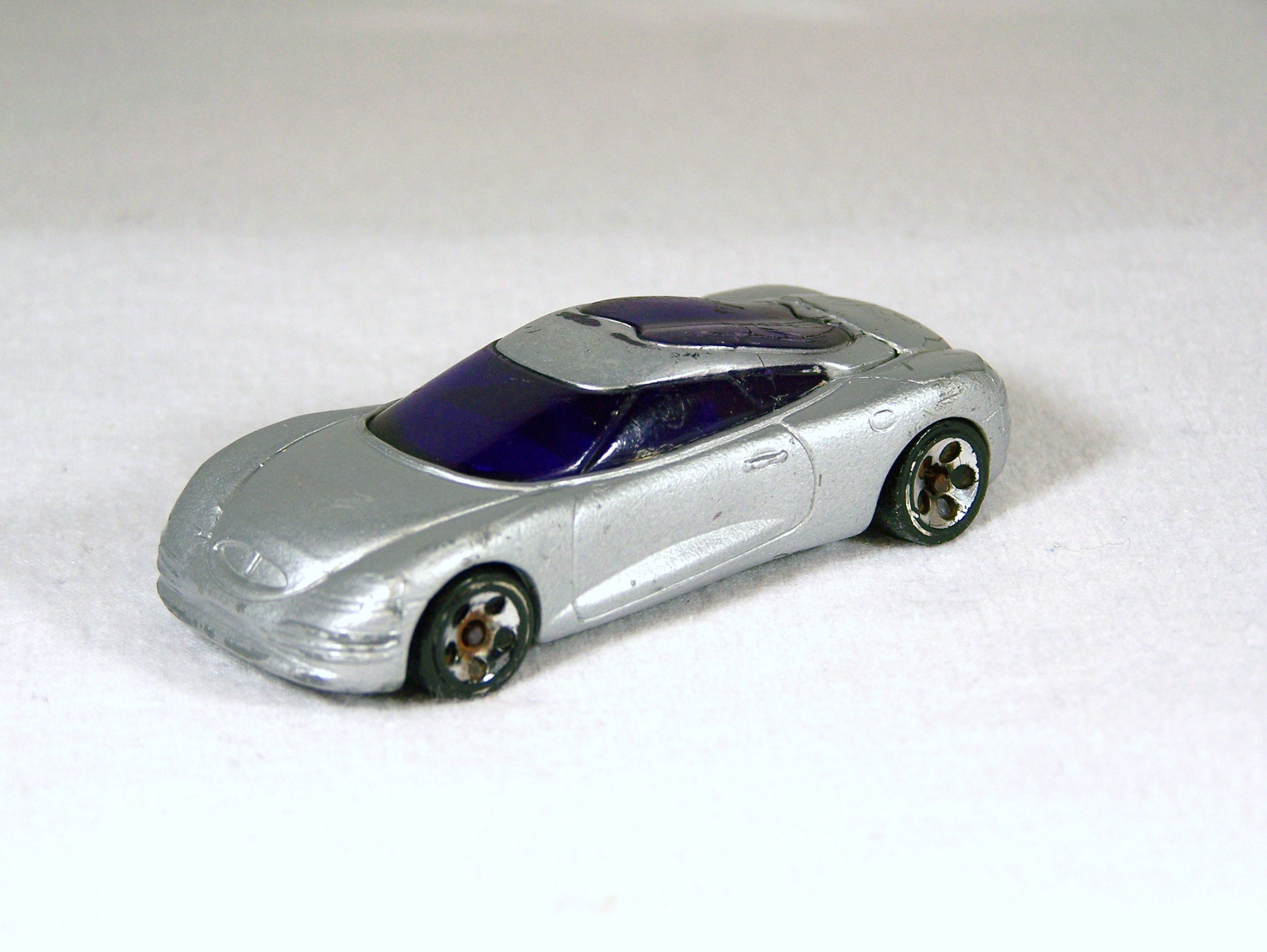 L98-671 .. Chrysler Thunderbolt